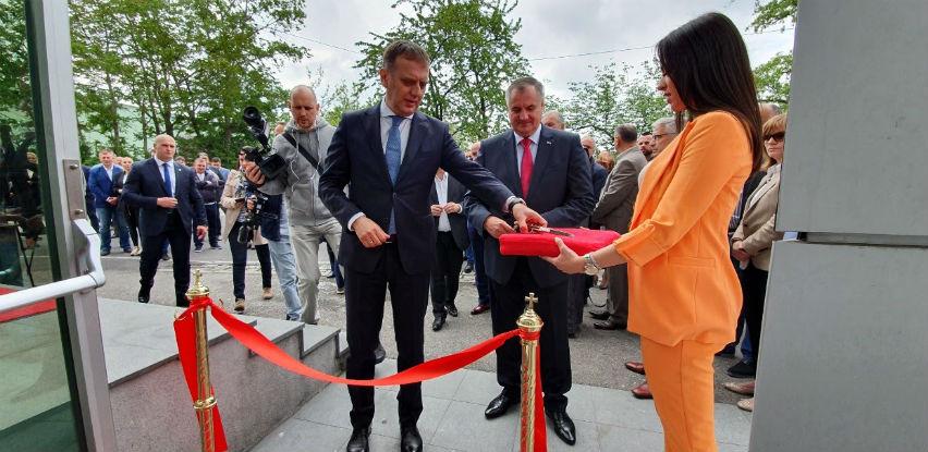 U Lincu otvoren izložbeni prostor za firme iz RS