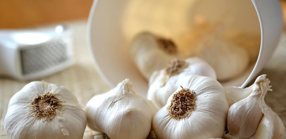 Voda od bijelog luka je toliko zdrava: Za sedam dana ćete skroz ojačati imunitet