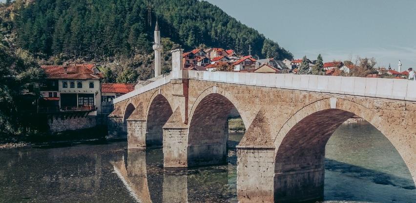 U prvih osam mjeseci najviše noćenja ostvarili turisti iz Srbije i Hrvatske