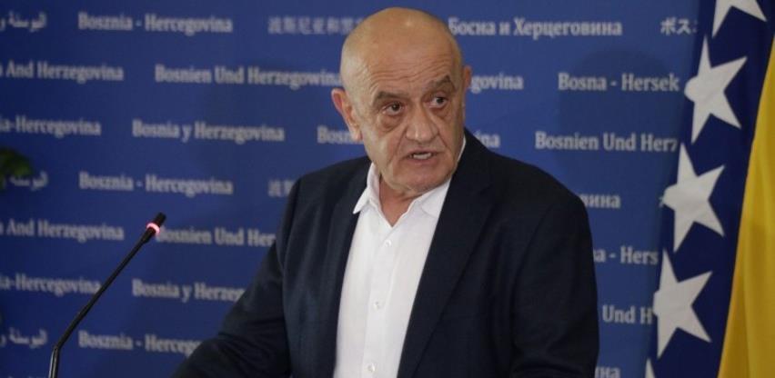 Bevanda se nada da će posao u vezi s usvajanjem budžeta biti uskoro okončan