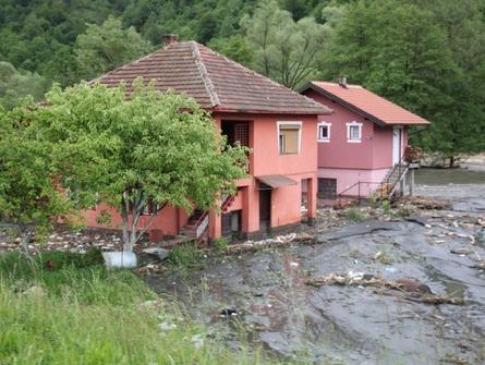 Obavezno osiguranje imovine još "na dugom štapu"