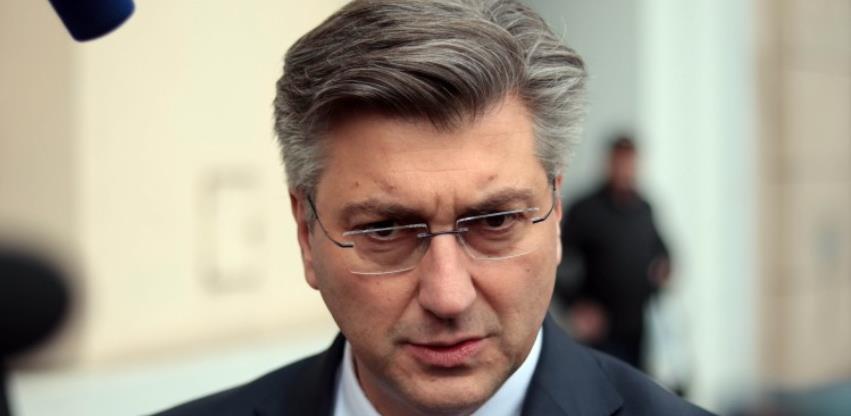 Plenković: Hrvatska ima dovoljno cjepiva da cijepi cijelu Hrvatsku i BiH