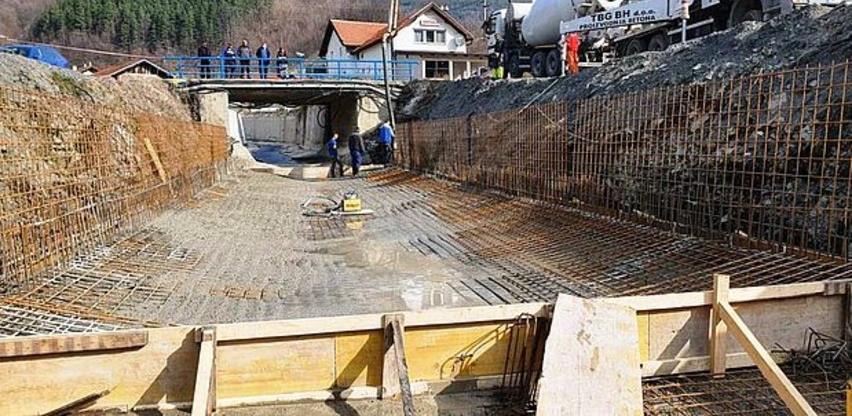 Betonirano korito Starinske rijeke u Topčić Polju, radovi vrijedni 116.766,00 KM