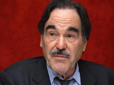 Oliver Stone režirat će film o Edwardu Snowdenu