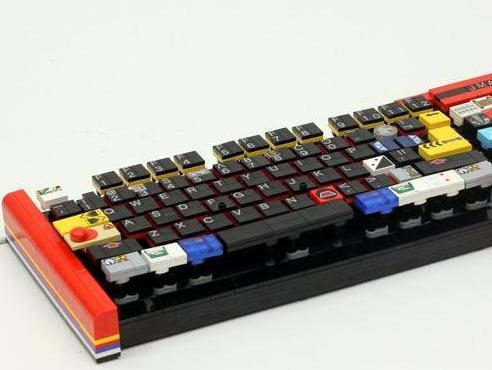San Lego fanova: Od kockica napravio tipkovnicu koja radi