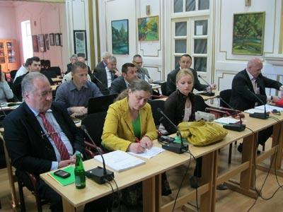 Bosanska Krupa: NVO-i oslobođeni plaćanja taksi za ovjeru dokumenta