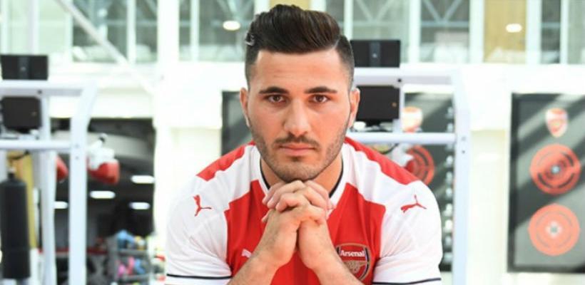 Kolašinac zvanično potpisuje za Arsenal