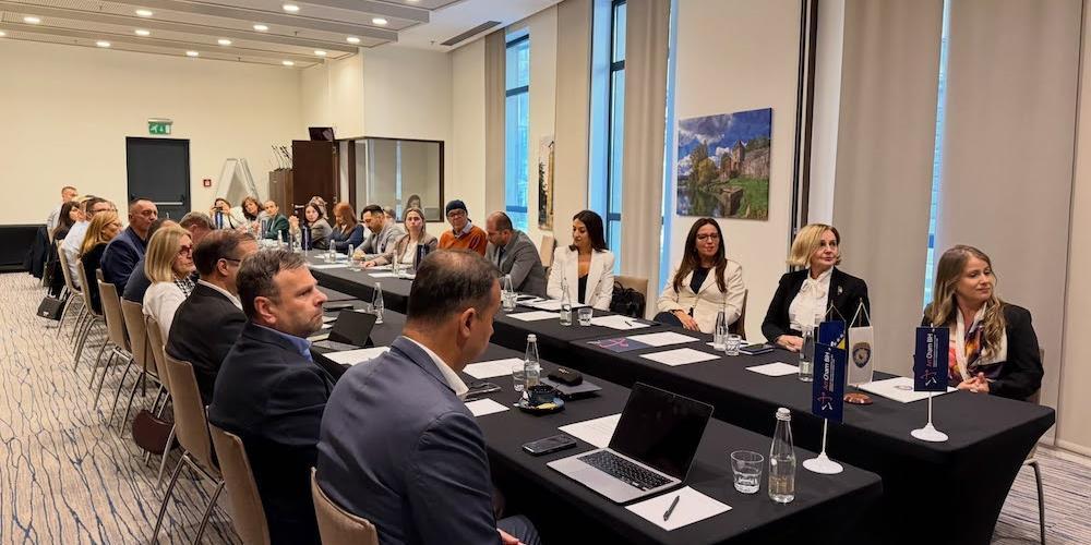 amcham okrugli sto
