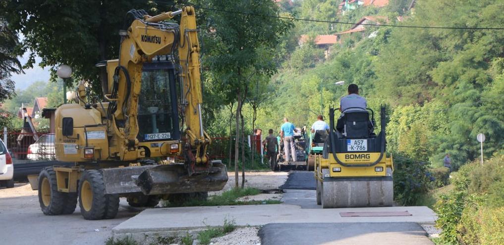 U Kaknju u toku radovi na asfaltiranju biciklističke staze
