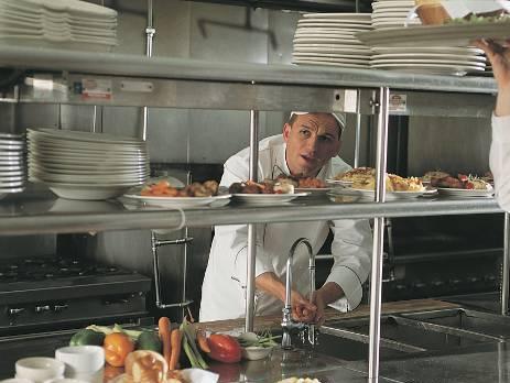 Sezonci iz BiH idu vani raditi na crno, plaće i do 1500 eura