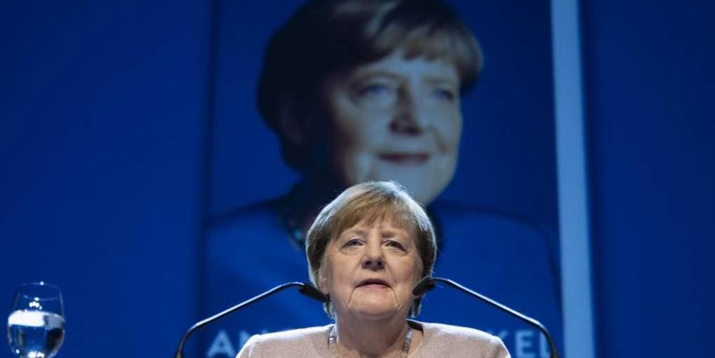 angela