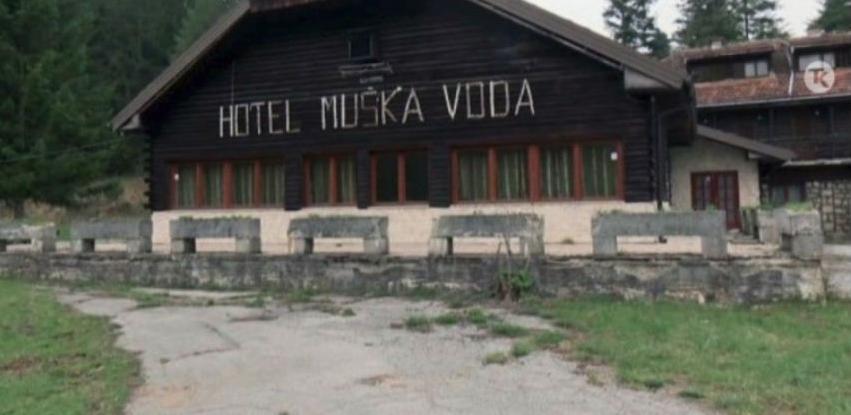 Kompleks Muška voda kod Kladnja i dalje propada