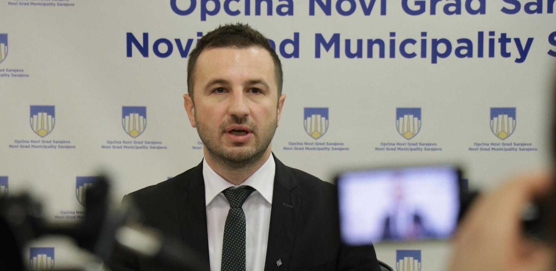 Efendić o gradnji gradskog autoputa: Vlada je donijela odluku o privatnom, a ne javnom interesu