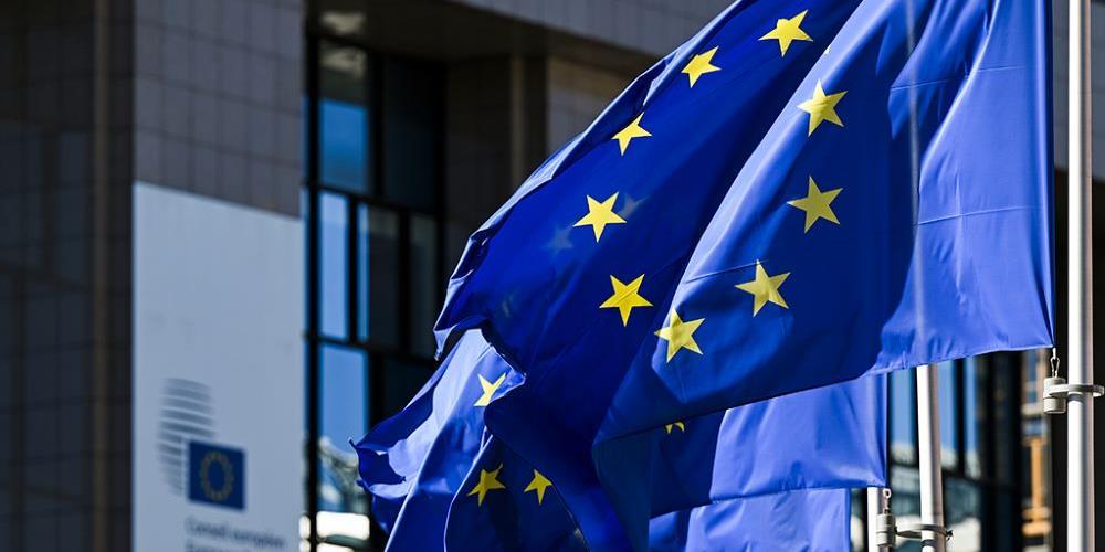EU