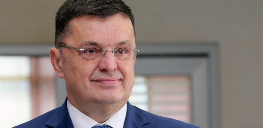 Tegeltija: Treba pokrenuti investicioni ciklus