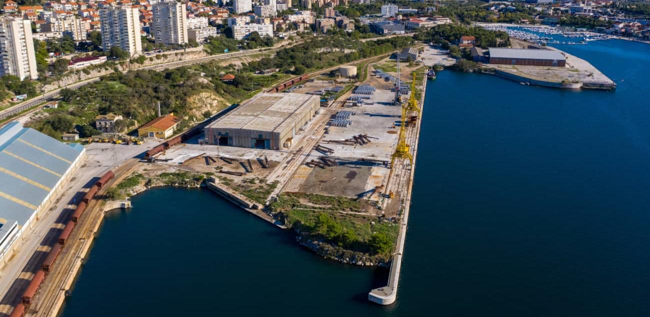 Luka Šibenik
