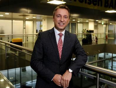 Beskontaktno plaćanje: Raiffeisen bank uvodi POS uređaje za prihvat kartica