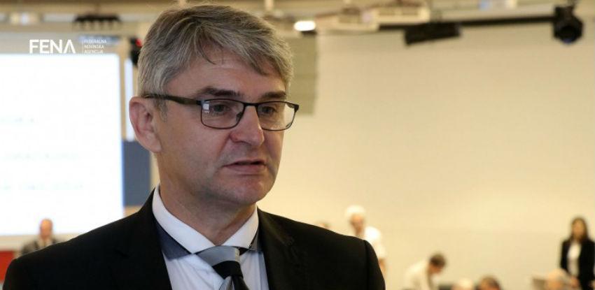 Ugovori za obilježavanje značajnih datuma i izgradnju spomen-obilježja