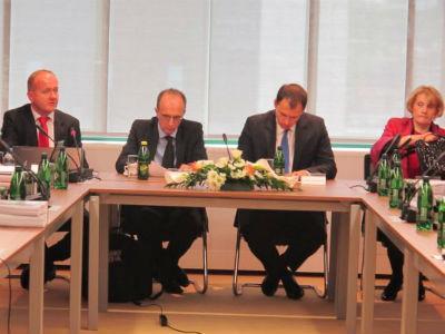 Ministar Bajrović upoznat o rezultatima rada JP Elektroprivreda BiH