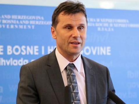 Novalić: I u 2017. godini odlučno nastaviti započete procese