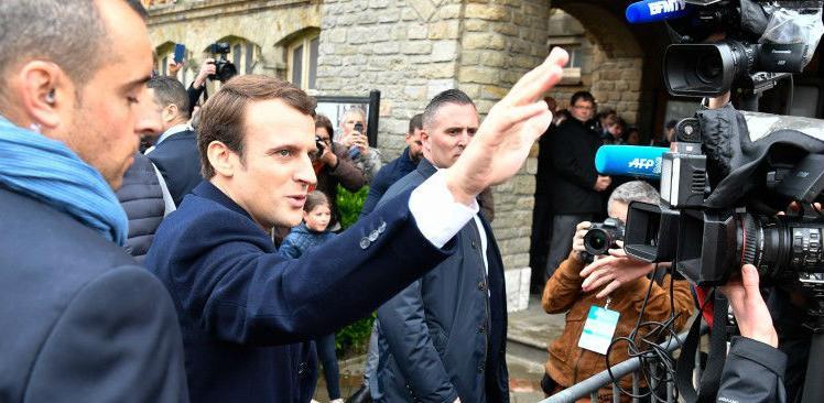 Ko je Emmanuel Macron: Investicijski bankar osvojio Elisejsku palaču