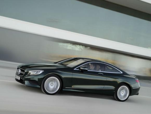 "Mercedes" vodi na top listi 10 najskupljih automobila uvezenih u BiH