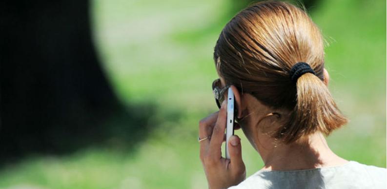 Čine li nas pametni telefoni glupima?