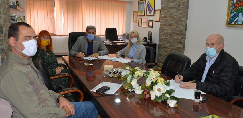 Potpisani ugovori o nastavku izgradnje nove Osnovne škole u Žepču