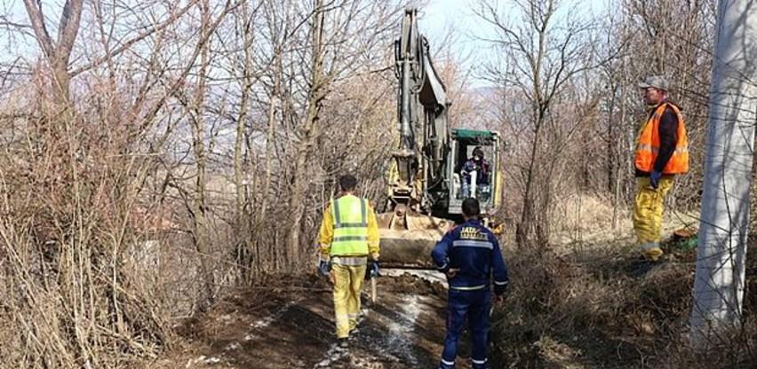 Jata Group radi sanaciju i asfaltiranje puta za Gornje Krivače u Zenici