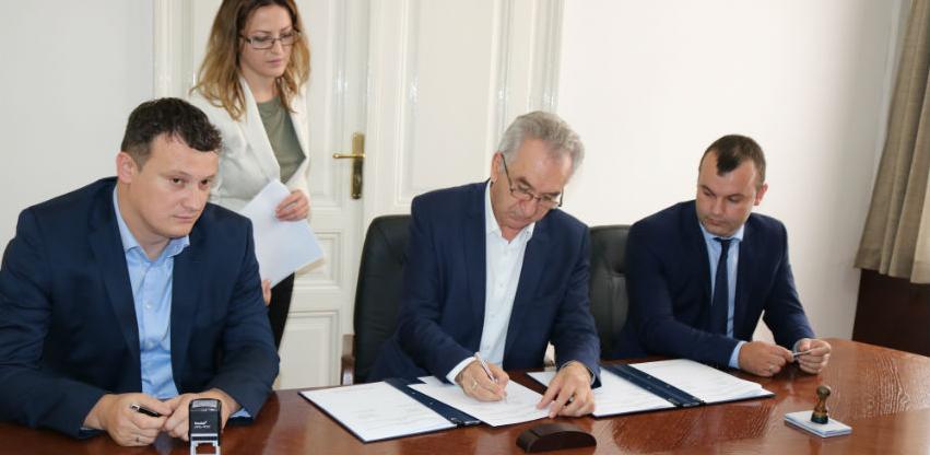 Potpisani ugovori: 500.000 KM za Srebrenicu i 450.000 KM za Istočnu Ilidžu