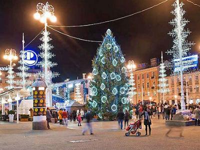 Zagreb: 100 milijuna kuna zarade od adventskog ugođaja?