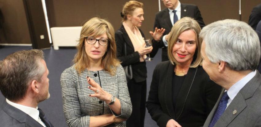 Šefovi diplomatije EU nastavljaju razgovore u Sofiji