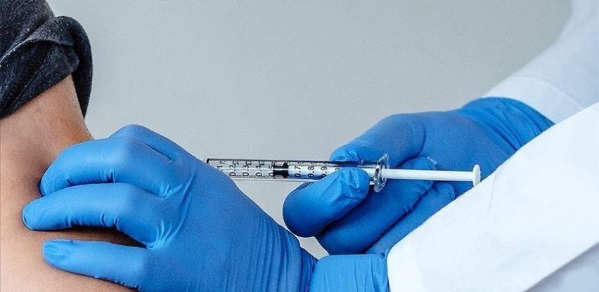 Zašto neki ljudi budu pozitivni na COVID nakon vakcinacije?