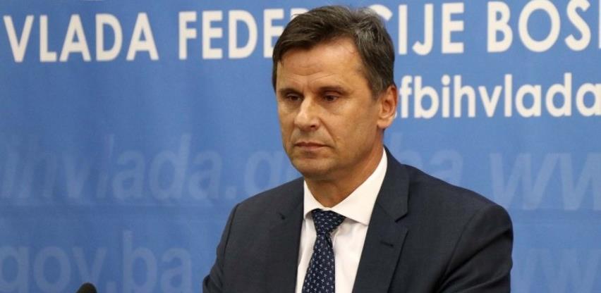 Novalić: Naredili smo smanjenje cijena nafte, niko ne smije profitirati od krize