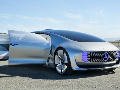 Mercedes budućnosti: Kako je voziti se u pametnom autu?