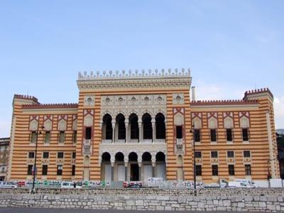 Sarajevska Vijećnica otvorena za posjetioce i u ponedjeljak