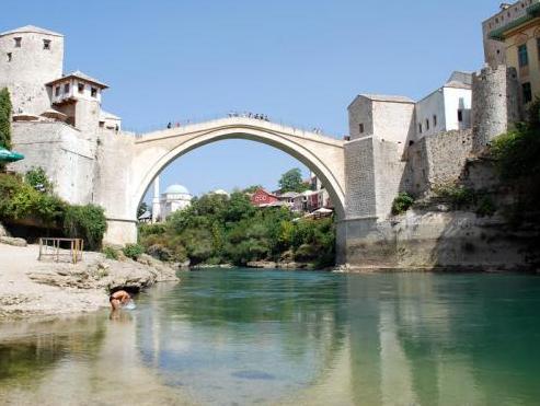 Mostar deset godina poslije: Još puno posla na obnovi grada
