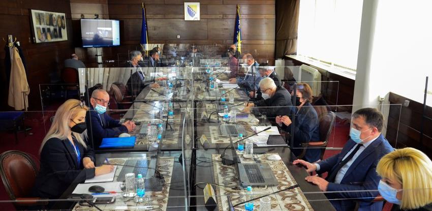 Vlada FBiH formirala novi tim za nabavku vakcina protiv koronavirusa