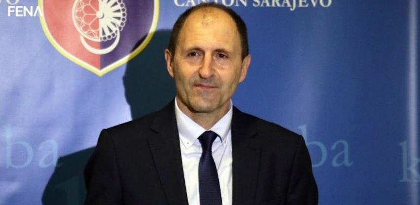 Premijer KS Mario Nenadić podnio ostavku