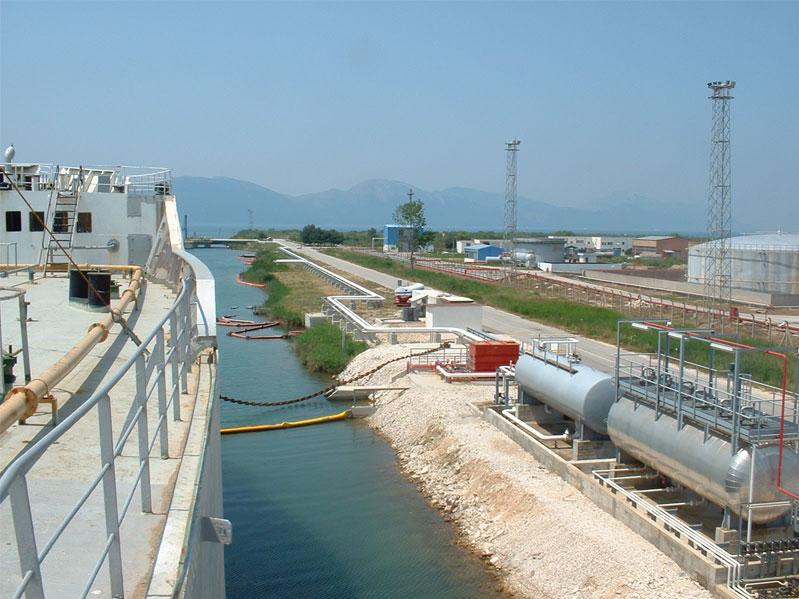 Naftnim terminalima FBiH Ploče 13. januara prijeti stečaj