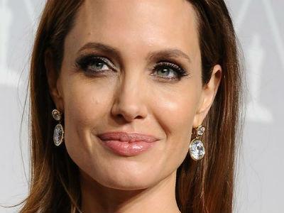 Angelina Jolie snima film o krvavom režimu Crvenih kmera