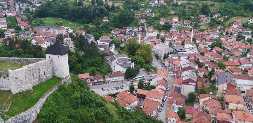 Višemilionske štete privrednika i stanovnika Tešnja zahvaćenih poplavom