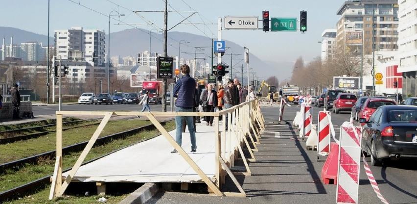Građani žrtve vladine politike: Šta će biti sa obnovom tramvajskih stajališta?