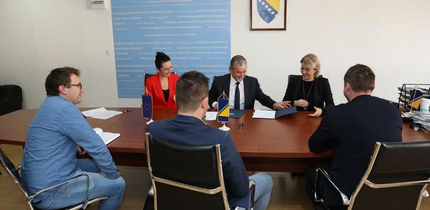 Potpisan ugovor za obnovu tri školska objekta u Kantonu Sarajevo