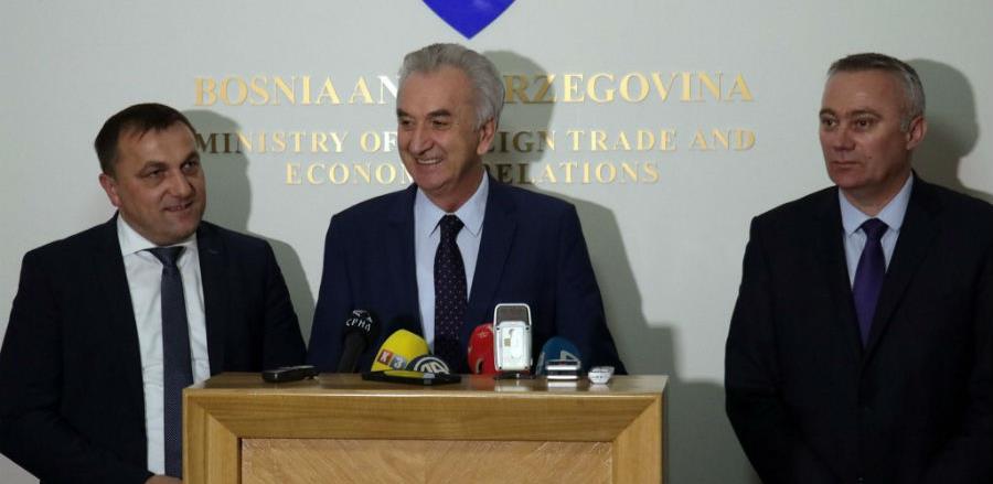 Šarović najavio pojačanu kontrolu uvoza mesa iz EU zbog pojave listerije