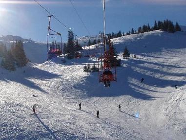 Jahorina: Vikend pun gostiju, snijega i dobrog skijanja