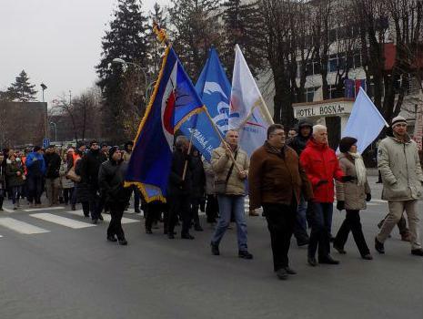 Održan tihi protest zbog smanjenja minulog rada