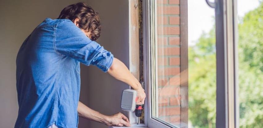 AVP Sava zbog epidemioloških mjera mijenja prozore na poslovnoj zgradi