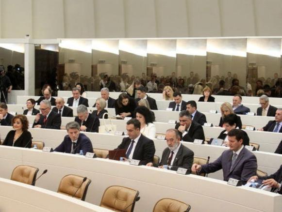 Odbijen set prijedloga Zakona o akcizama na naftu