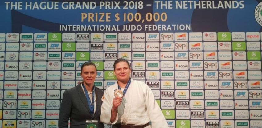 Larisa Cerić osvojila bronzanu medalju na Grand Prix u Den Hagu
